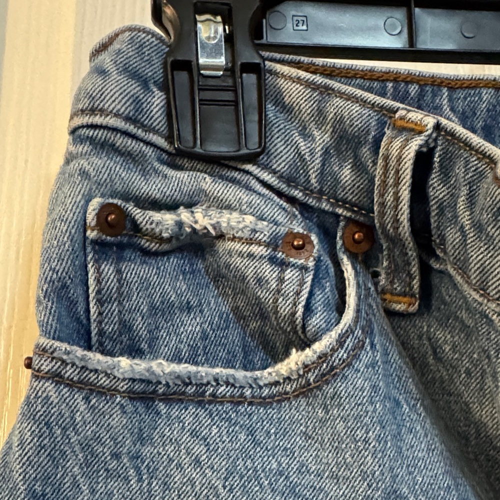 Abercrombie & Fitch Light Blue High Rise Jeans - Picture 6 of 9